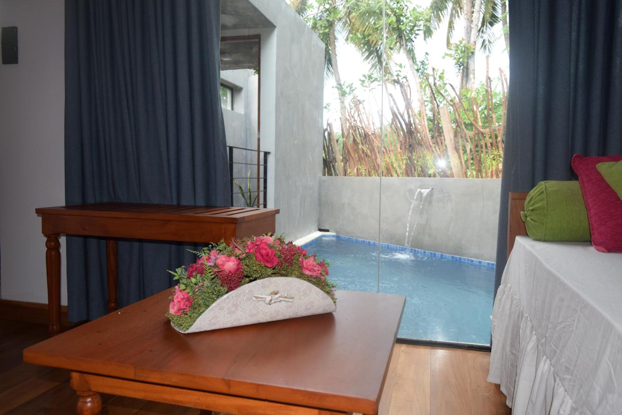 Muthu Nila Villas- Mirissa Exterior photo