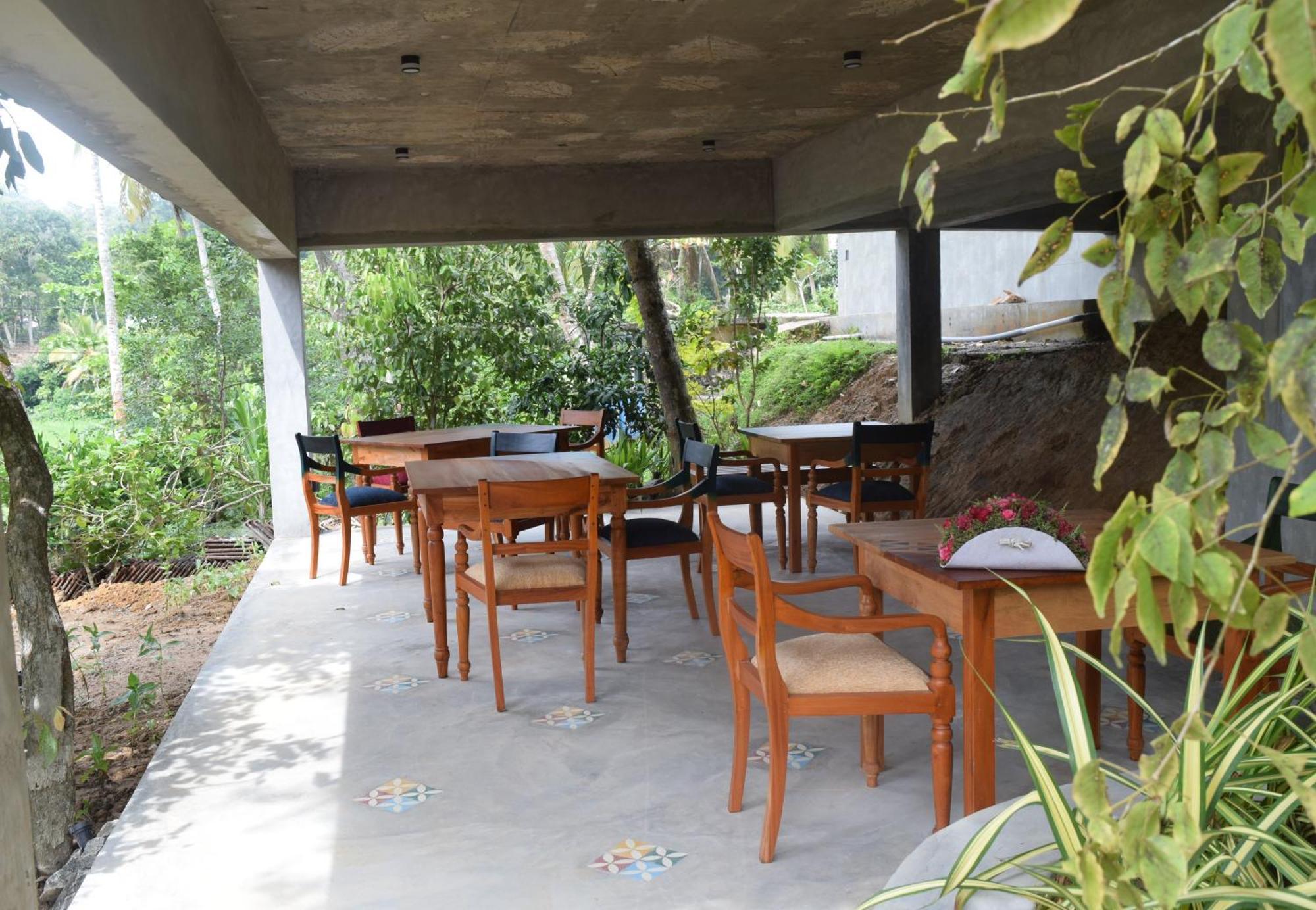Muthu Nila Villas- Mirissa Exterior photo