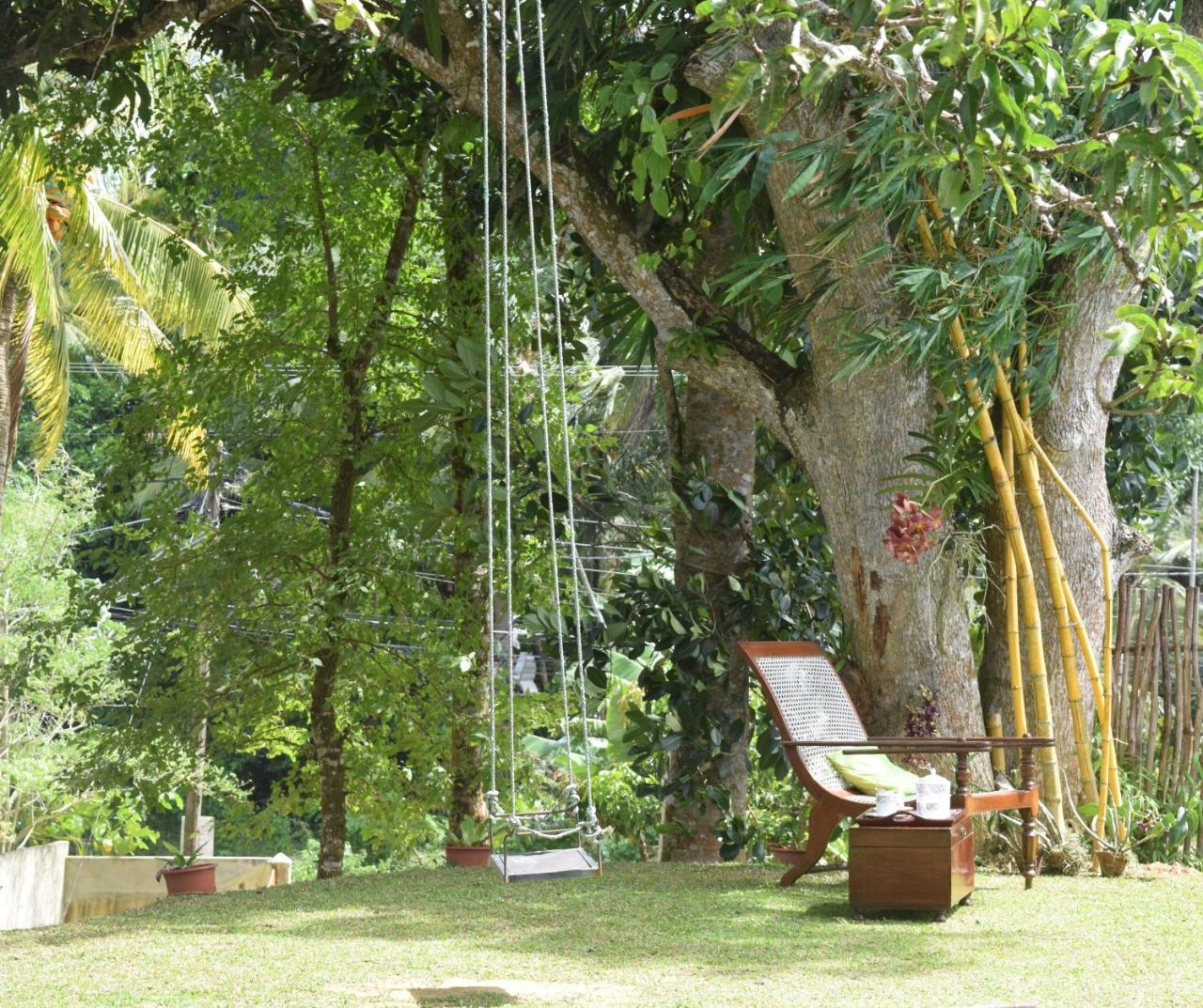 Muthu Nila Villas- Mirissa Exterior photo
