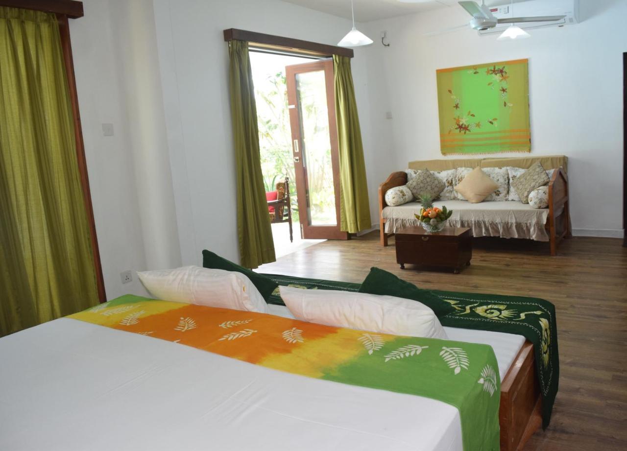 Muthu Nila Villas- Mirissa Exterior photo