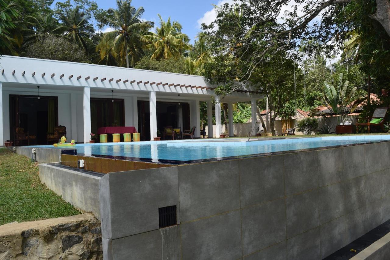 Muthu Nila Villas- Mirissa Exterior photo